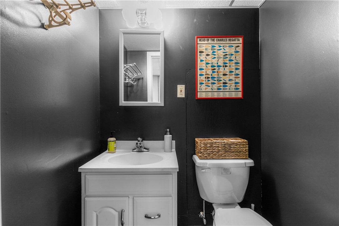 46 Steamboat Street Jamestown, RI 02835 - Photo 20 of 21 Half Bath
