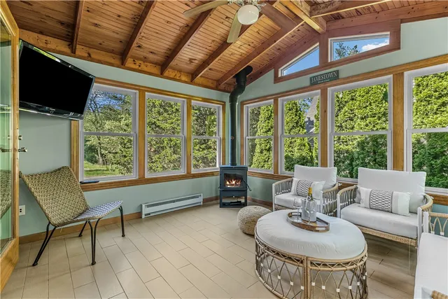 $2,750 | 46 Steamboat Street, Jamestown, RI 02835