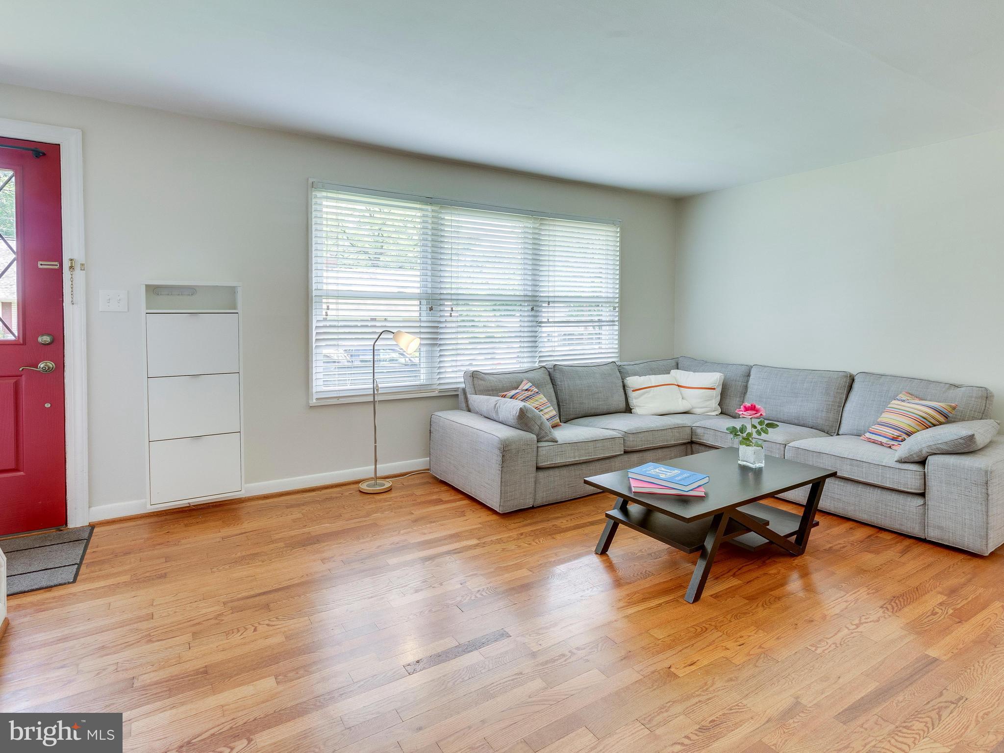 913 Robin Road Silver Spring, MD 20901 - Photo 4 of 30 Natural light permeates from large windows