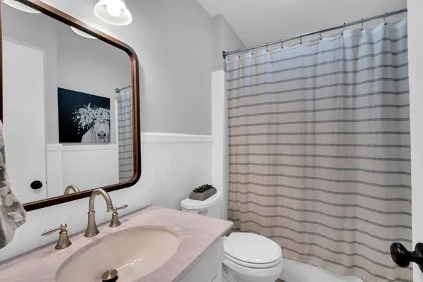 $399,000 | 106 Hillcrest Drive, Midlothian, TX 76065