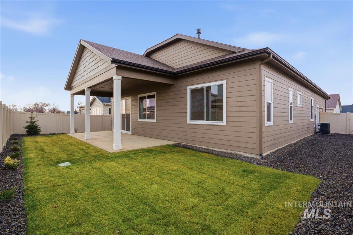 2292 North Ice Fire Avenue Star, ID 83669 - Photo 31 of 36