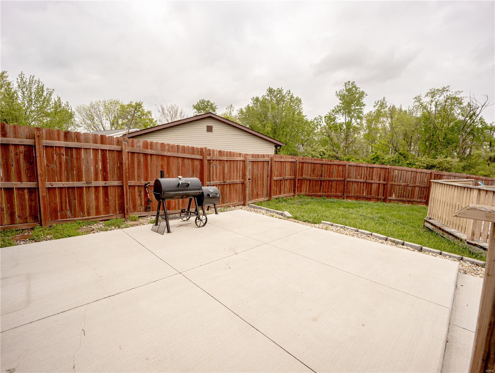 113 Walnut Ridge Drive Bethalto, IL 62010 - Photo 7 of 21 Gallery Image 7