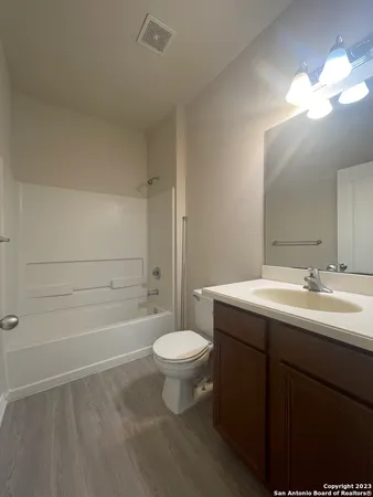 $1,800 | 7214 Sunny Day, San Antonio, TX 78240