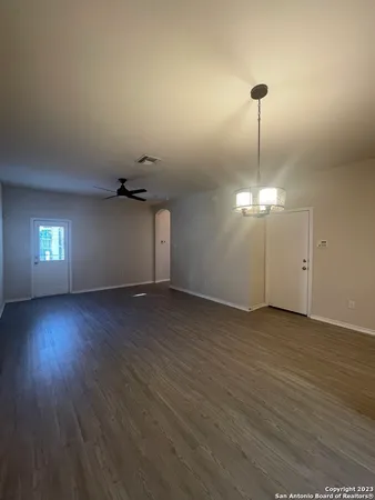$1,800 | 7214 Sunny Day, San Antonio, TX 78240