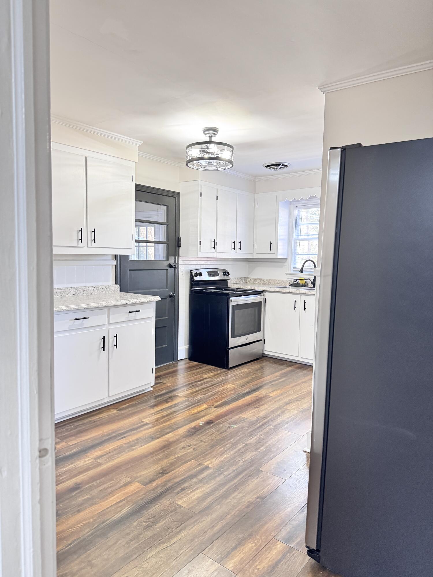 202 Briarwood Road Walterboro, SC 29488 - Photo 34 of 52 202 Briarwood Street