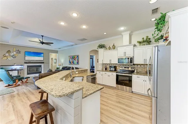 $825,000 | 1906 154th Street East, Bradenton, FL 34212