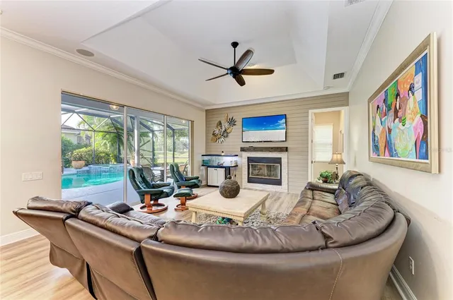 $825,000 | 1906 154th Street East, Bradenton, FL 34212