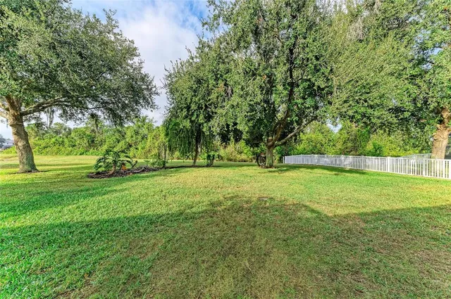 $825,000 | 1906 154th Street East, Bradenton, FL 34212