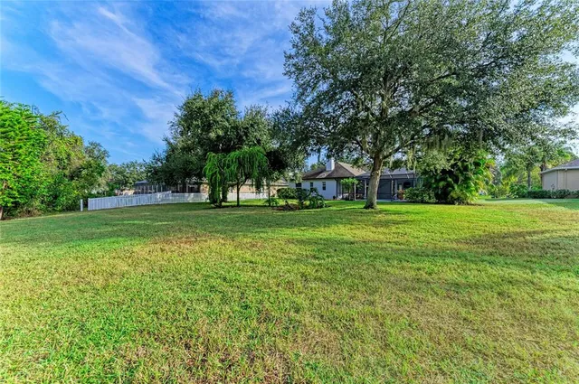 $825,000 | 1906 154th Street East, Bradenton, FL 34212