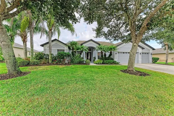front view of house with a yard