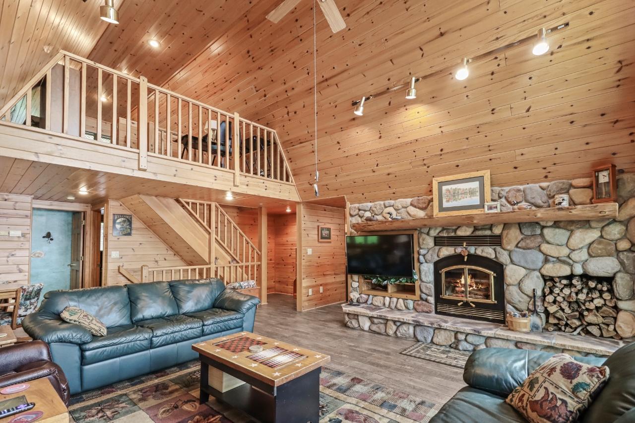 4103 Diamond Lake Road Woodruff, WI 54568 - Photo 4 of 60 Gallery Image 4