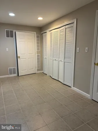 $3,250 | 30 Amesbury Court, Robbinsville, NJ 08691