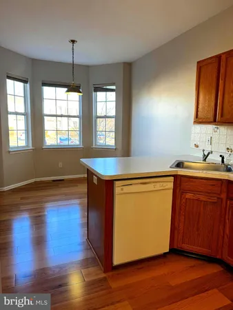 $3,250 | 30 Amesbury Court, Robbinsville, NJ 08691