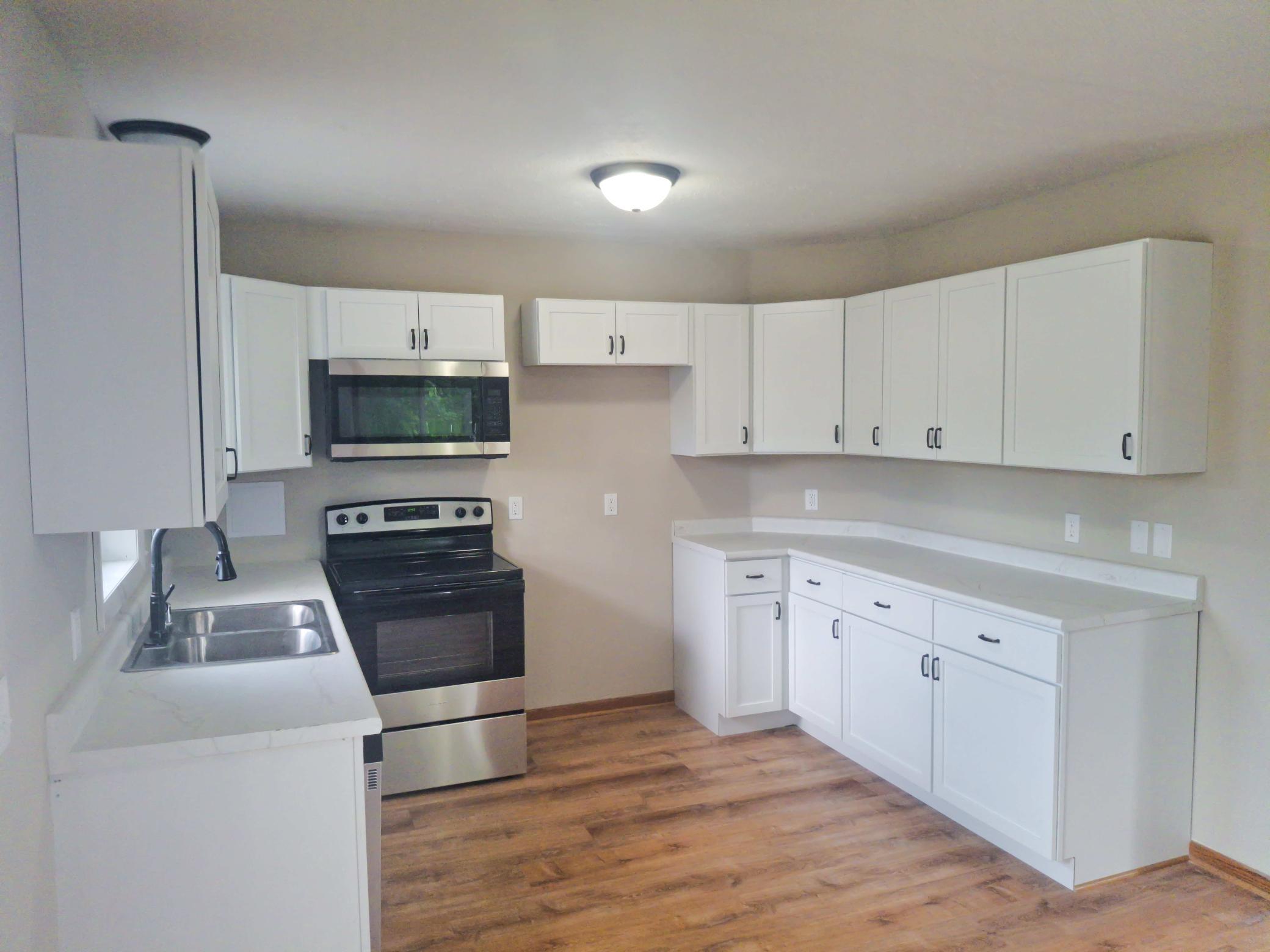 1304 17th Street Southwest Faribault, MN 55021 - Photo 5 of 18 Gallery Image 5