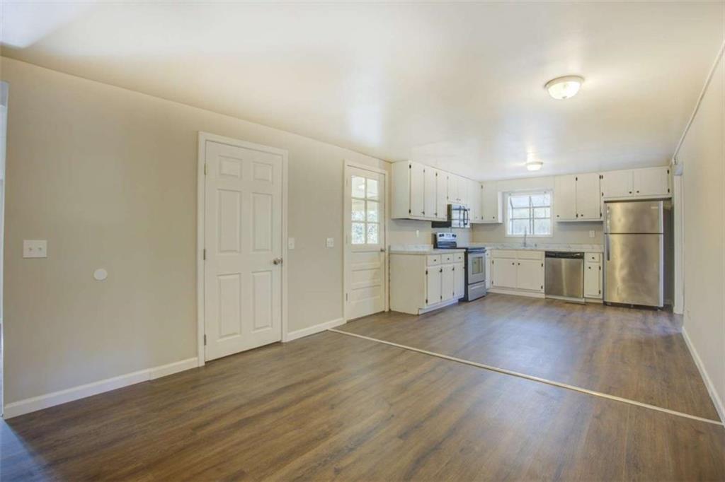 201 Oglesby Bridge Road Southeast Conyers, GA 30094 - Photo 18 of 36