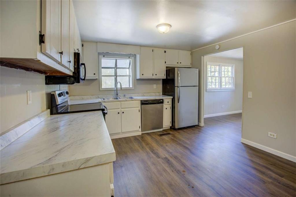 201 Oglesby Bridge Road Southeast Conyers, GA 30094 - Photo 19 of 36