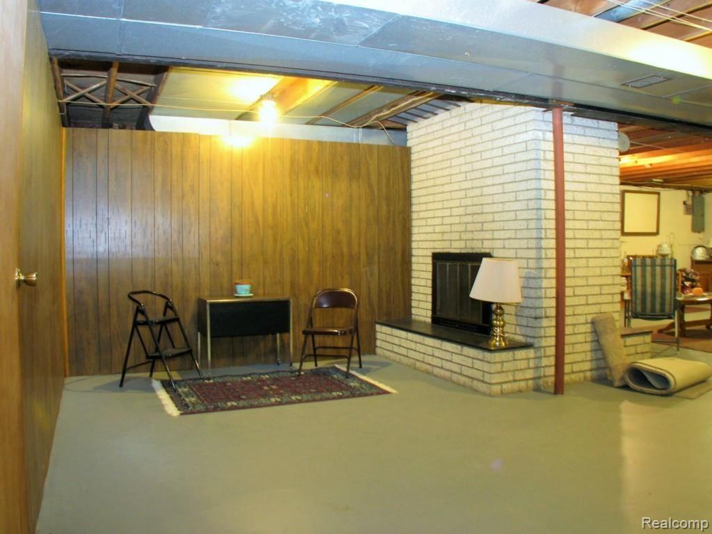 4150 Bird Road Clarkston, MI 48348 - Photo 16 of 21