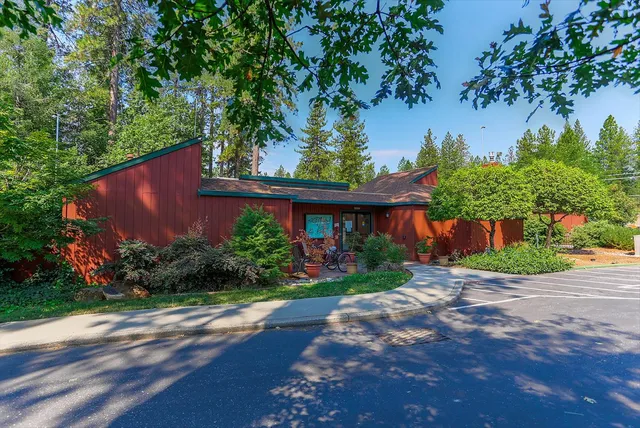 $249,995 | 10098 Heritage Oak Drive, Grass Valley, CA 95949