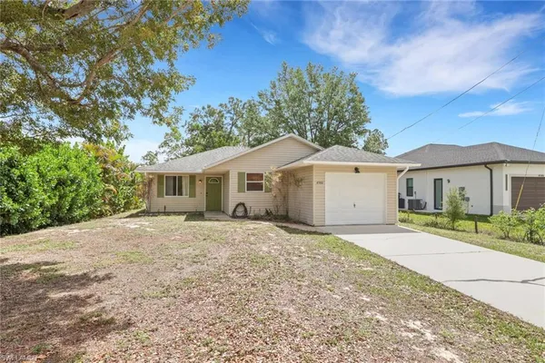 $395,000 | 4560 18th Street Northeast, Naples, FL 34120