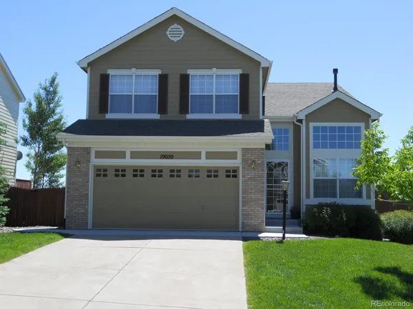 $2,695 | 19050 East Crestridge Circle, Aurora, CO 80015