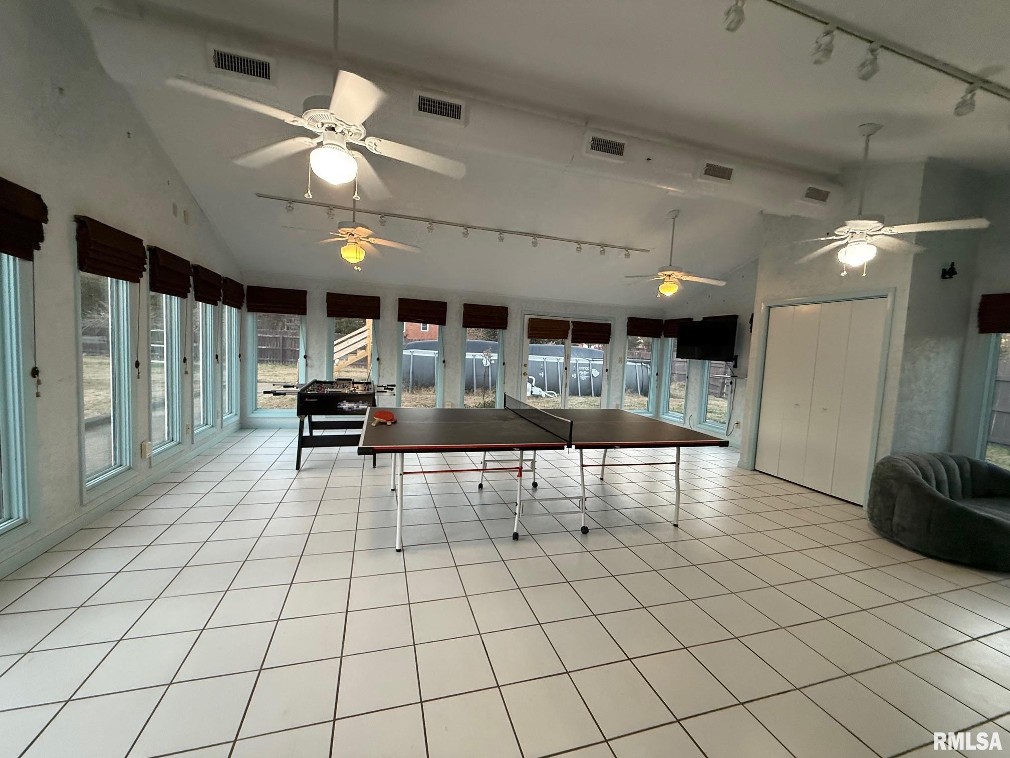 2 Pinewood Drive Carbondale, IL 62901 - Photo 12 of 21