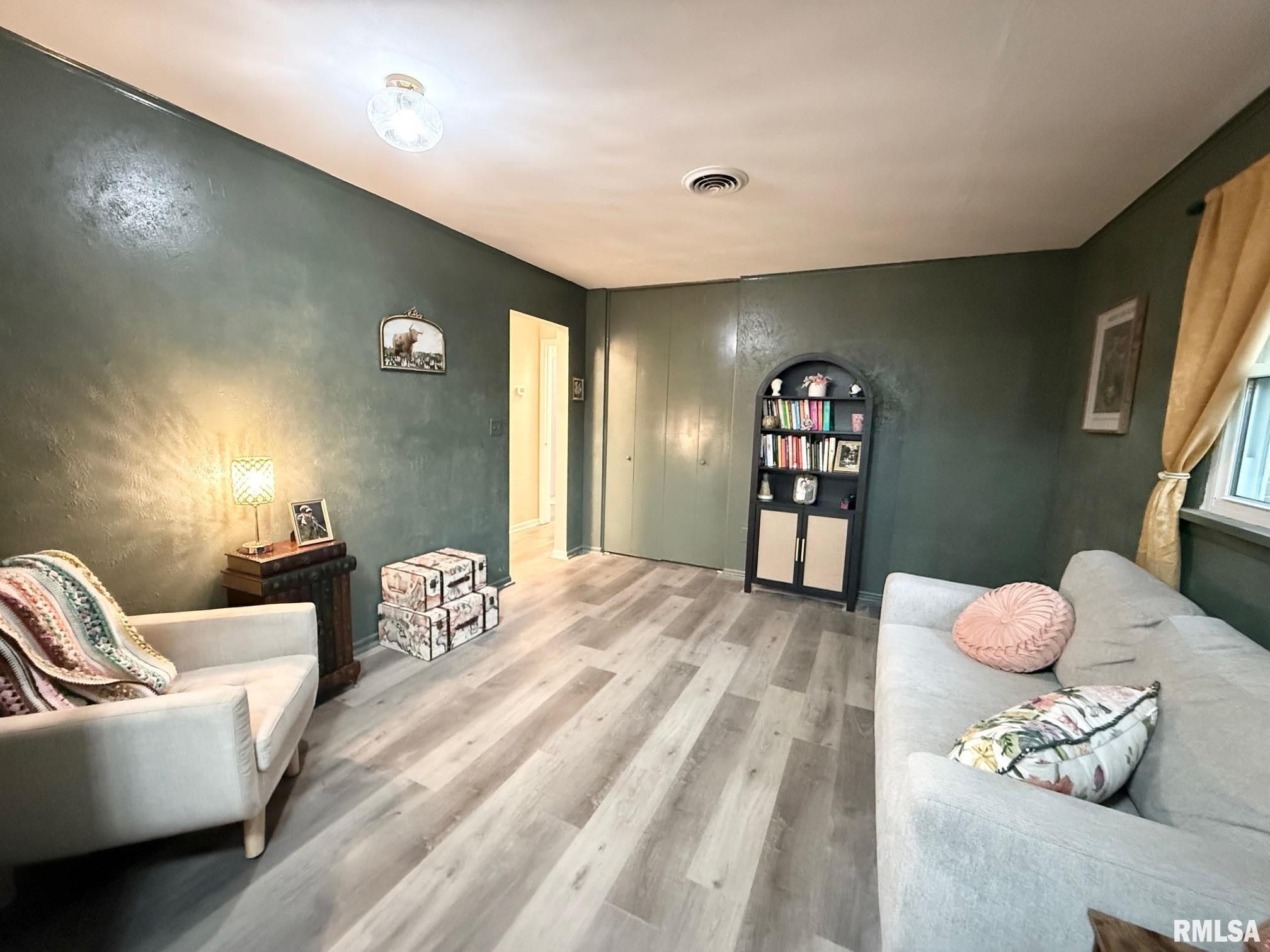 2 Pinewood Drive Carbondale, IL 62901 - Photo 13 of 21