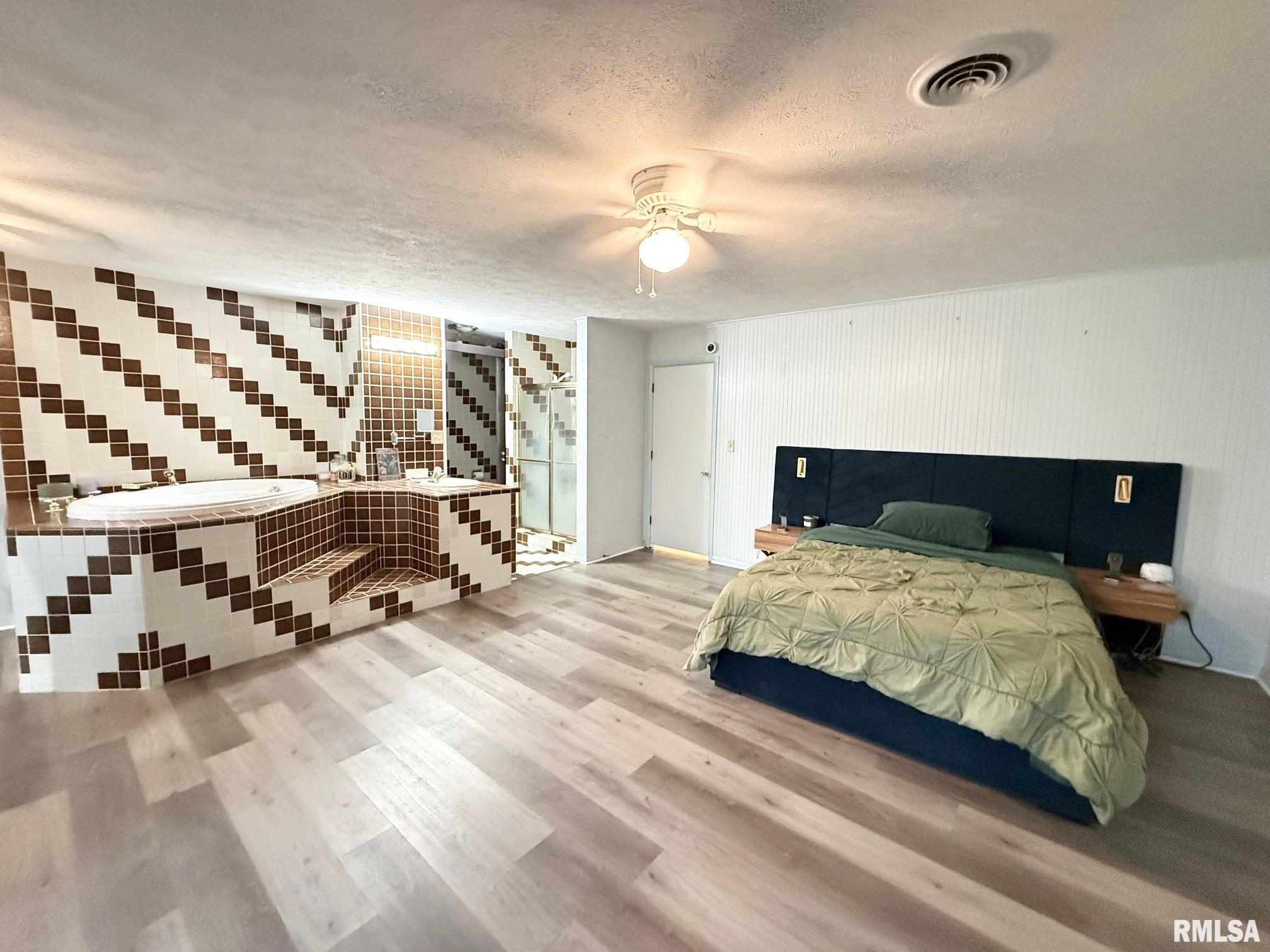 2 Pinewood Drive Carbondale, IL 62901 - Photo 14 of 27