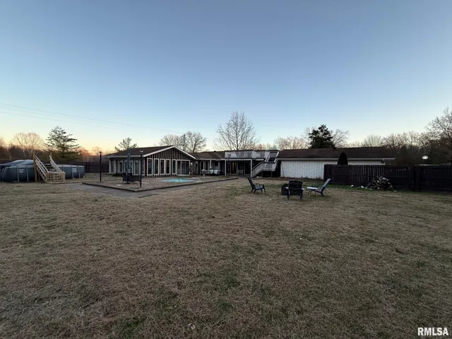 $298,000 | 2 Pinewood Drive, Carbondale, IL 62901