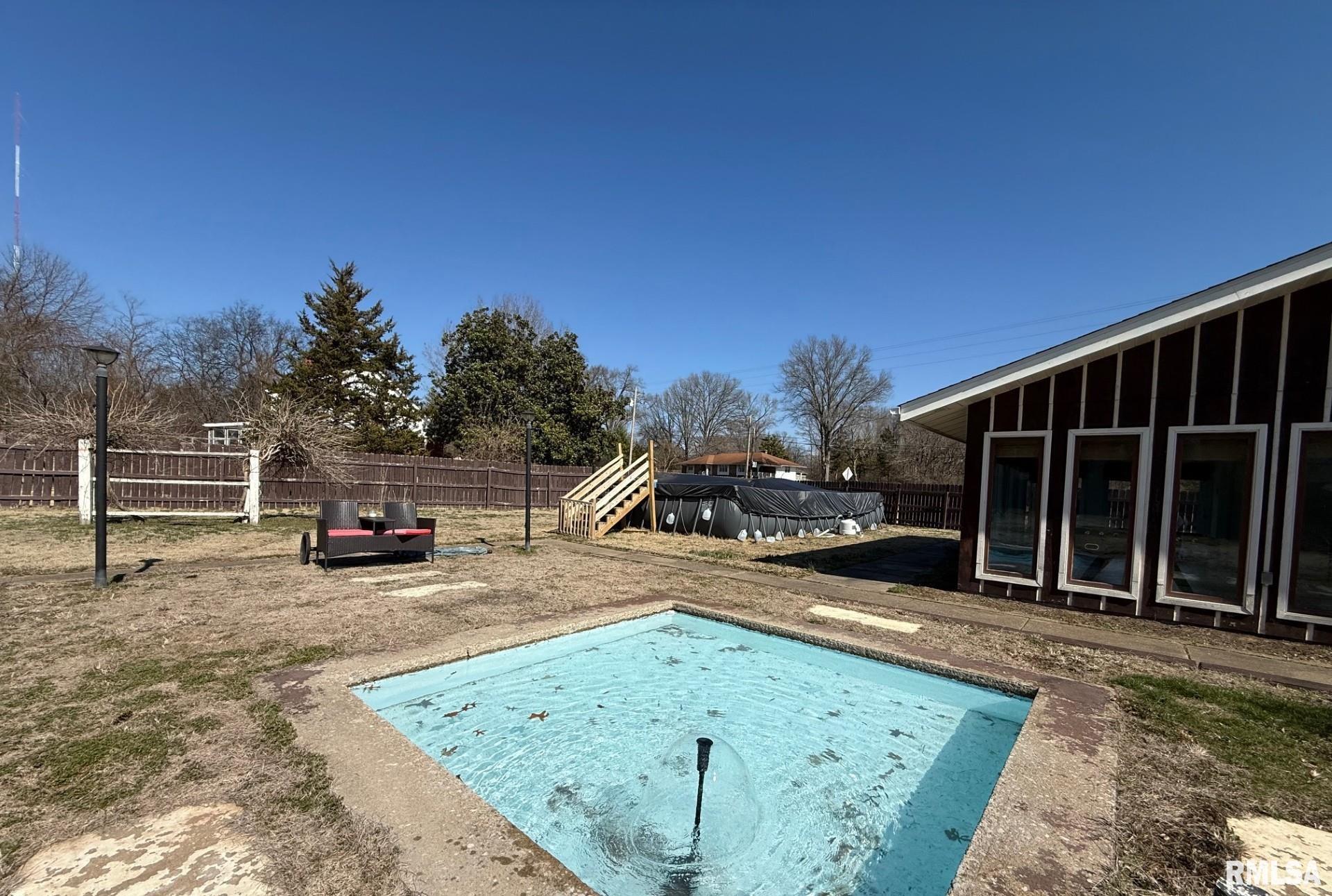 2 Pinewood Drive Carbondale, IL 62901 - Photo 4 of 27