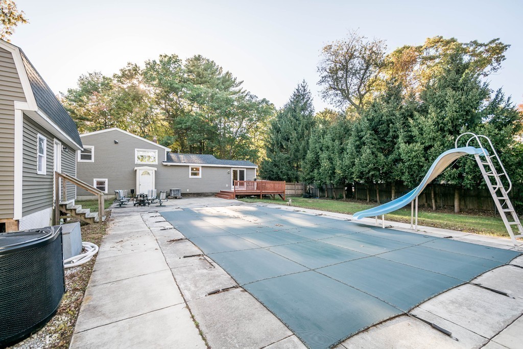 84 Bellflower Road Billerica, MA 01821 - Photo 22 of 28