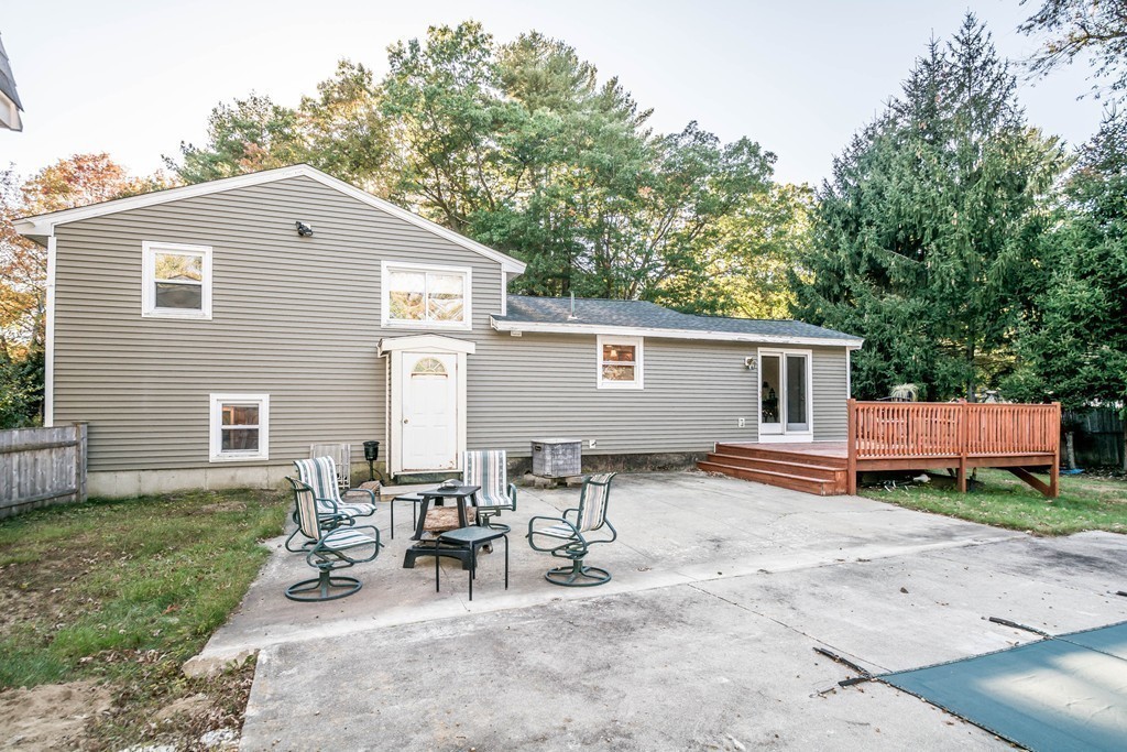 84 Bellflower Road Billerica, MA 01821 - Photo 23 of 28