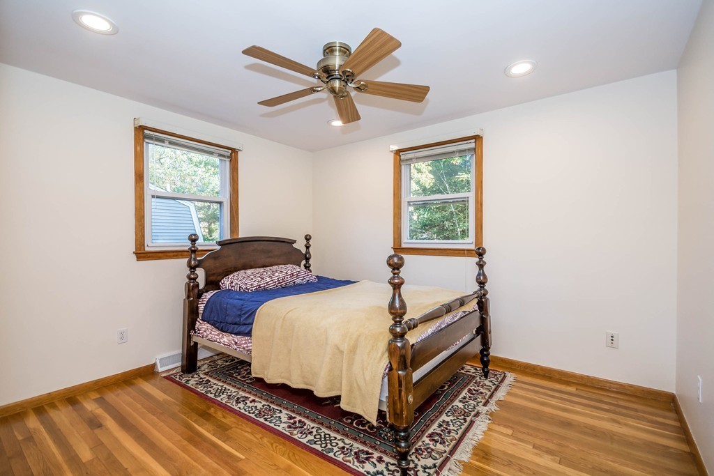 84 Bellflower Road Billerica, MA 01821 - Photo 10 of 28