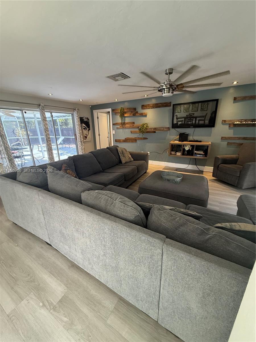 7328 Pebble Beach Road Fort Myers, FL 33967 - Photo 3 of 32