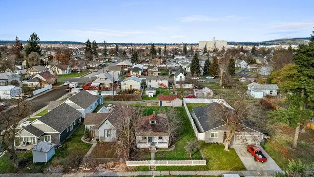$232,400 | 1911 East 6th Avenue, Spokane, WA 99202