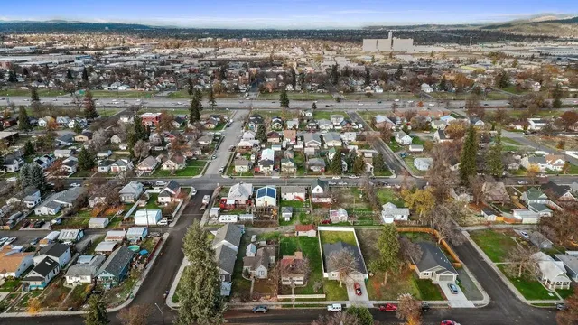 $232,400 | 1911 East 6th Avenue, Spokane, WA 99202