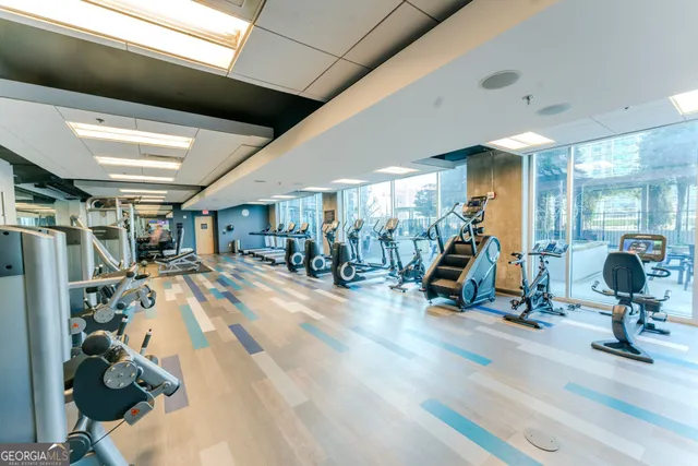 $250,000 | 400 West Peachtree Street Northwest, Unit 2810, Atlanta, GA 30308