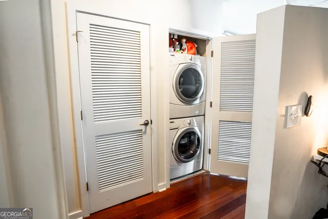 $250,000 | 400 West Peachtree Street Northwest, Unit 2810, Atlanta, GA 30308