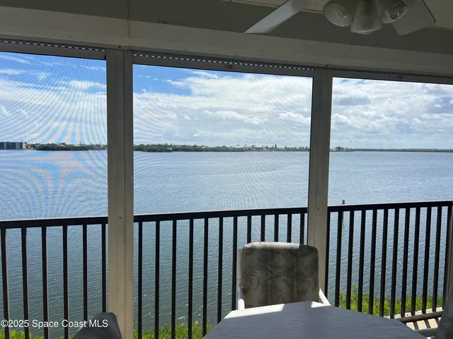 $2,250 | 3609 South Banana River Boulevard, Unit 309, Cocoa Beach, FL 32931