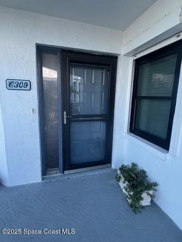 $2,250 | 3609 South Banana River Boulevard, Unit 309, Cocoa Beach, FL 32931