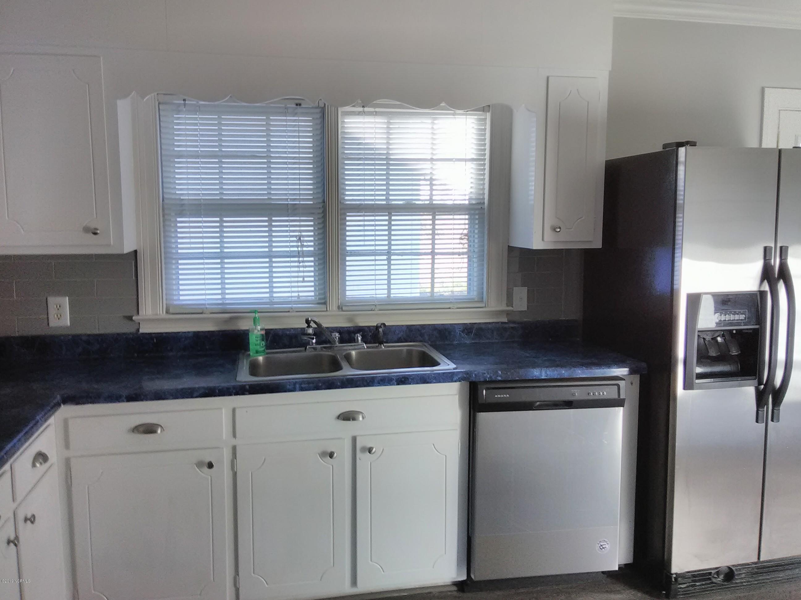 1710 Hardee Road Kinston, NC 28504 - Photo 7 of 12 IMG_20190410_182855