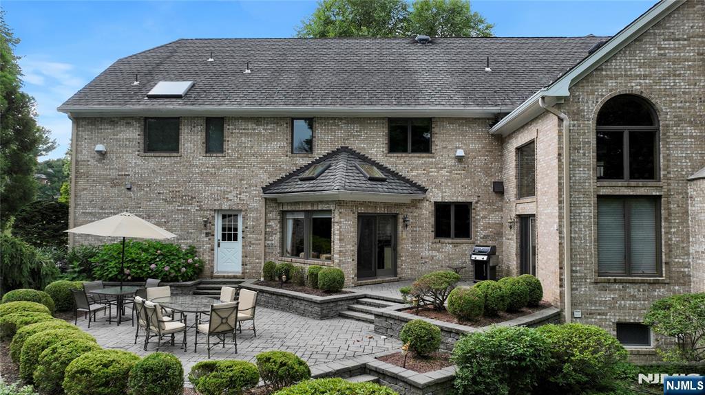 837 Apple Ridge Road Franklin Lakes, NJ 07417 - Photo 5 of 50