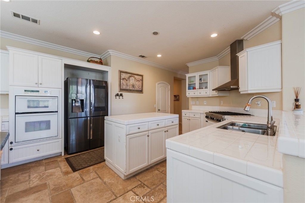 25326 Grandfir Court Corona, CA 92883 - Photo 17 of 44