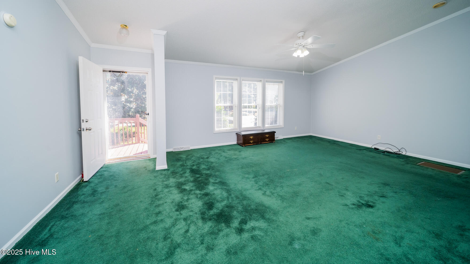 978 Palmer Drive Calabash, NC 28467 - Photo 5 of 30 Received a quote from a qualified flooring installer of $6 per square to replace the carpet.