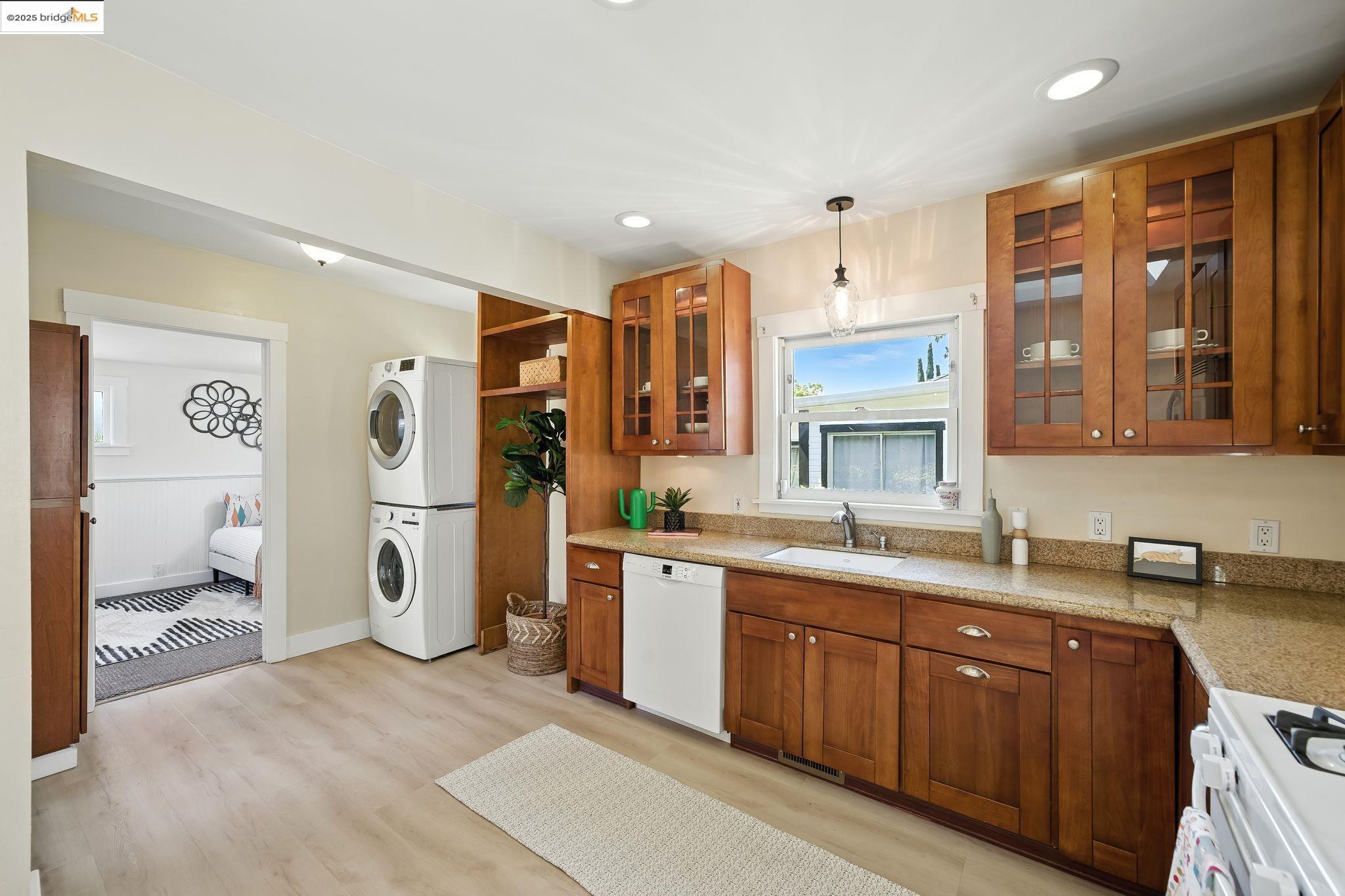 4415 Fleming Avenue Oakland, CA 94619 - Photo 12 of 48