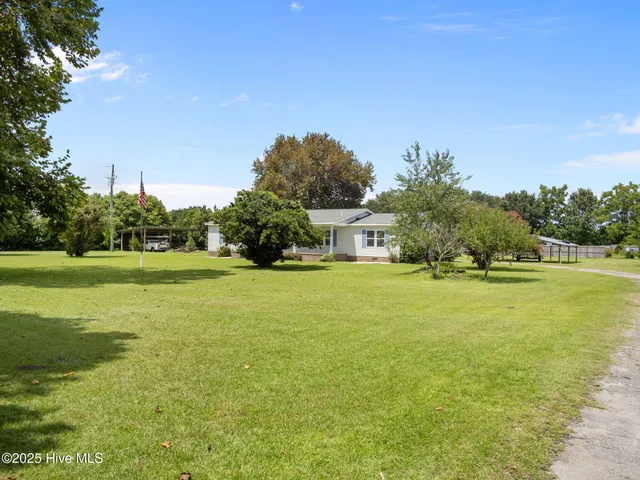 $340,000 | 2738 White Oak River Road, Maysville, NC 28555