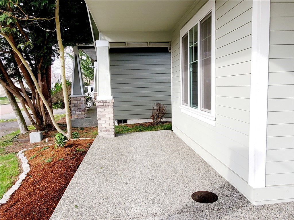 7038 Radius Loop Southeast Lacey, WA 98513 - Photo 2 of 31 Gallery Image 2