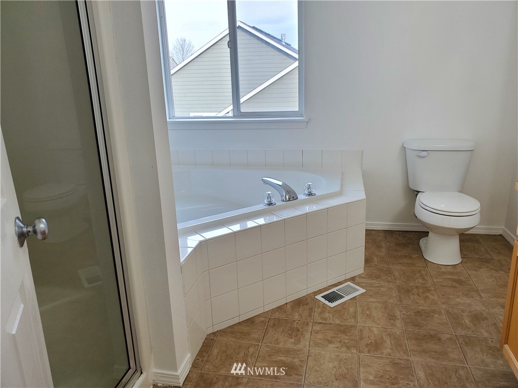 7038 Radius Loop Southeast Lacey, WA 98513 - Photo 21 of 31 Gallery Image 21