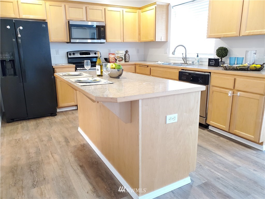 7038 Radius Loop Southeast Lacey, WA 98513 - Photo 8 of 31 Gallery Image 8