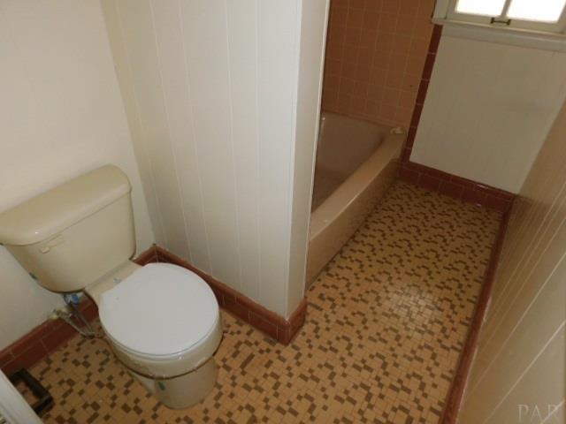 2030 Galt Road Pensacola, FL 32503 - Photo 18 of 25