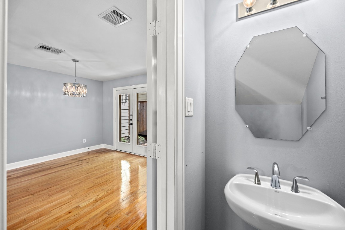 5951 S Loop East, Unit 50 Houston, TX 77033 - Photo 12 of 23